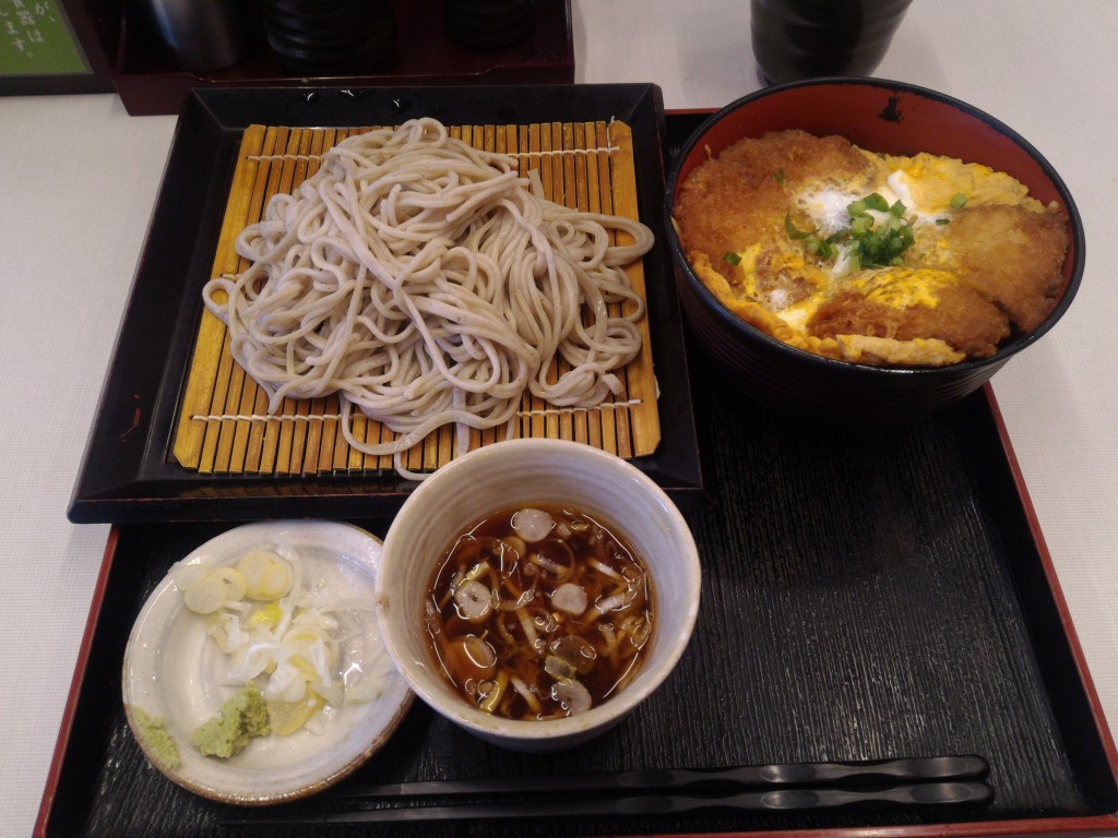 もりそばとミニひれカツどん